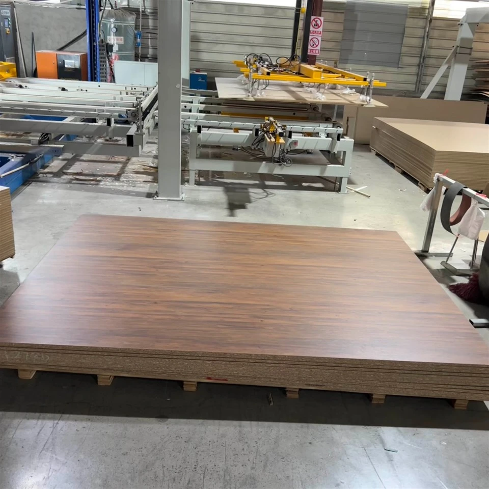 Wall Mounted Shelf Melamine-faced MDF Board factory
